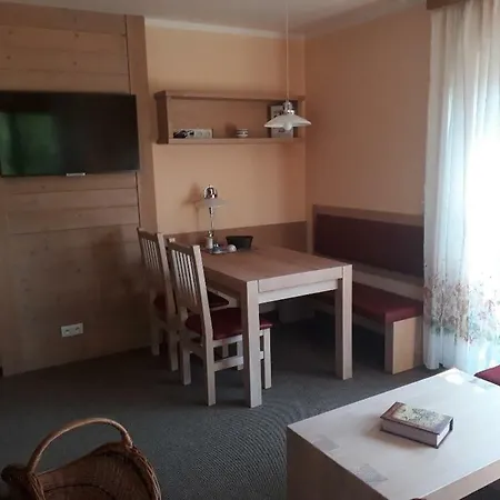 Apartman V Zahrade * 布拉格