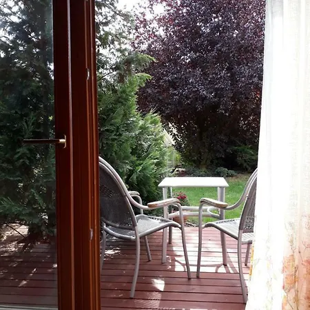 Apartment Apartman V Zahrade